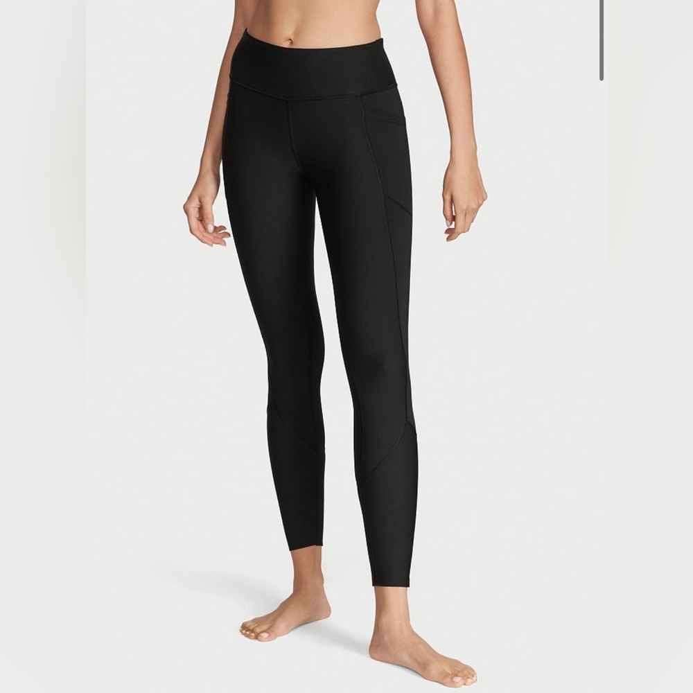 Knockout Victoria Secret Black Leggings